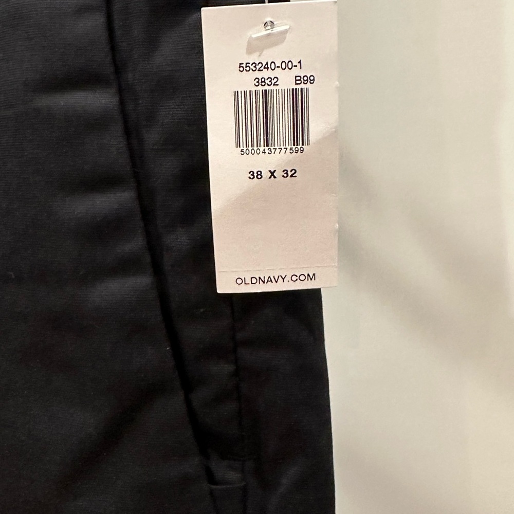 NWT Old Navy Men's Classic Black Chinos - Picture 3 of 5